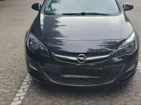 Gebraucht Opel Astra 120 PS (88 kW) 2012 Schwarz Kleinwagen