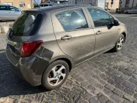 Gebraucht Toyota Yaris Edition-S 75 PS (55 kW) 2016 Grau Limousine