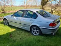 Gebraucht BMW 318 118 PS (86 kW) 2001 Silber Limousine