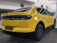 Usata Ford Capri Premium 210 kW (286 CV) 2024 Giallo SUV