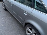 Usado Audi A6 Performance 170 HP (125 kW) 2003 Cinzento Sedan