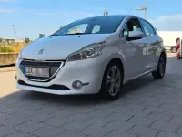 Gebraucht Peugeot 208 Allure 120 PS (88 kW) 2012 Weiß Kleinwagen