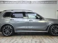 Gebraucht BMW X7 M Sport 530 PS (389 kW) 2025 (0c4w) skyscraper grey metallic SUV