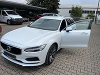 Gebraucht Volvo V90 Momentum 190 PS (139 kW) 2019 Weiß Kombi