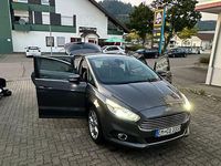 Gebraucht Ford S-MAX Titanium 209 PS (153 kW) 2016 Grau Van / Kleinbus