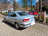 Gebraucht Renault Mégane 107 PS (78 kW) 2001 Silber Limousine