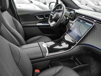 Gebraucht Mercedes EQE300 AMG 180 kW (245 PS) 2024 Blau SUV