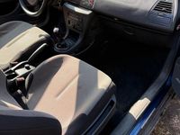 Gebraucht Citroën C4 85 PS (62 kW) 2006 Blau Kleinwagen