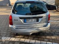 Gebraucht Ford Focus 101 PS (74 kW) 2003 Silber Kombi