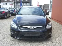 Gebraucht Hyundai i30 Classic 109 PS (80 kW) 2012 Phantom black Kleinwagen