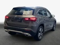 Gebraucht Mercedes GLA220 Progressive 190 PS (139 kW) 2025 Grau SUV