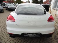 Gebraucht Porsche Panamera Edition 310 PS (228 kW) 2015 Pure white Kleinwagen