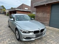 Gebraucht BMW 320 184 PS (135 kW) 2015 Silber Kombi