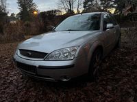 Gebraucht Ford Mondeo 115 PS (84 kW) 2005 Silber Limousine
