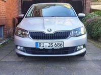 Gebraucht Skoda Fabia Ambition 105 PS (77 kW) 2016 Silber Limousine