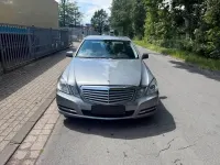 Gebraucht Mercedes E200 136 PS (100 kW) 2011 Grau Limousine