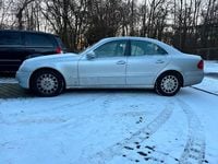 Occasion Mercedes E200 136 ch (100 kW) 2007 Argent Berline