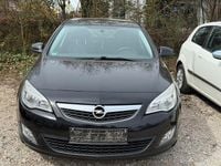 Gebraucht Opel Astra Edition 116 PS (85 kW) 2010 Schwarz Limousine