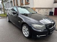 Gebraucht BMW 320 184 PS (135 kW) 2011 Schwarz Kombi