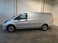 Gebraucht Mercedes Vito 163 PS (119 kW) 2020 Silber Van