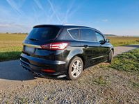 Gebraucht Ford S-MAX S 179 PS (131 kW) 2016 Schwarz Van / Kleinbus