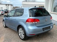 Gebraucht VW Golf VII Team 105 PS (77 kW) 2020 Blau Kleinwagen