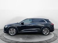 Gebraucht Audi e-tron Advanced 300 kW (409 PS) 2023 Mythosschwarz metallic SUV