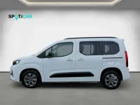 Gebraucht Opel Combo 131 PS (96 kW) 2024 Kaolin weiß Van / Kleinbus