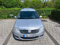 Gebraucht Dacia Logan MCV Lauréate 86 PS (63 kW) 2012 Silber Kombi
