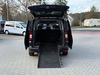 Gebraucht VW Caddy Maxi Life 122 PS (89 kW) 2022 Schwarz Van / Kleinbus