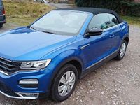 Gebraucht VW T-Roc Cabriolet Active 150 PS (110 kW) 2021 Ravennablau metallic Cabrio