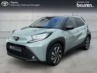 Neu Toyota Aygo X 72 PS (52 kW) 2025 Urban khaki / black SUV