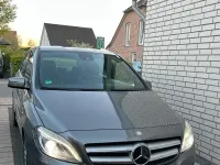 Gebraucht Mercedes B180 122 PS (89 kW) 2011 Grau Van / Kleinbus