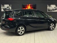 Gebraucht Opel Zafira 140 PS (102 kW) 2012 Schwarz Van / Kleinbus