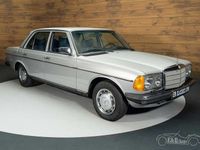 Gebraucht Mercedes 250 129 PS (94 kW) 1978 Grau Limousine