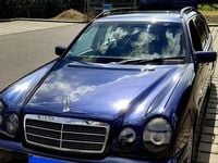 Gebraucht Mercedes E240 Classic 170 PS (125 kW) 1999 Blau Kombi
