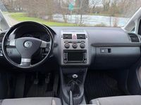 Gebraucht VW Touran Conceptline 140 PS (102 kW) 2008 Grau Van / Kleinbus