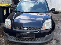 Gebraucht Ford Fiesta 70 PS (51 kW) 2006 Blau Kleinwagen