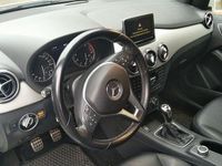 Gebraucht Mercedes B200 Edition 1 156 PS (114 kW) 2012 Weiß Van / Kleinbus