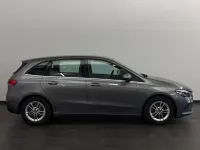 Gebraucht Mercedes B200 Business 163 PS (119 kW) 2019 Grau Kleinwagen
