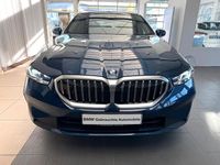 Gebraucht BMW 520 Performance 197 PS (144 kW) 2024 Blau Kombi