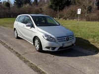 Gebraucht Mercedes B180 109 PS (80 kW) 2012 Van / Kleinbus