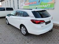 Gebraucht Opel Astra Elegance 136 PS (100 kW) 2019 Weiß Kombi