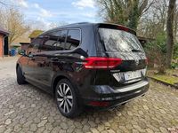 Gebraucht VW Touran Highline 190 PS (139 kW) 2016 Schwarz Van / Kleinbus