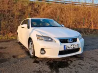 Second-hand Lexus CT200h 136 CP (100 kW) 2011 Alb Hatchback