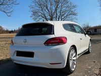 Gebraucht VW Scirocco 160 PS (117 kW) 2009 Weiß Coupé