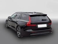 Gebraucht Volvo V60 Plus 197 PS (144 kW) 2024 Schwarz Kombi