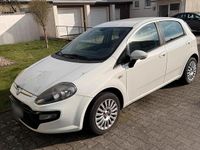 Gebraucht Fiat Punto 77 PS (56 kW) 2011 Weiß Kleinwagen