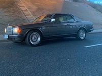Gebraucht Mercedes 280 185 PS (136 kW) 1985 Grau Coupé