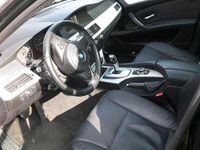 Gebraucht BMW 520 177 PS (130 kW) 2010 Schwarz Kombi